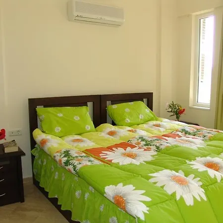 Town House Orion 2a * فتحية