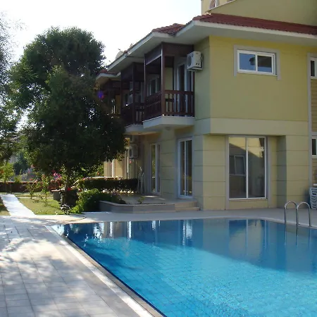 بيت للعطل Town House Orion 2a